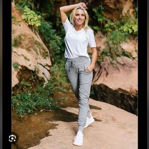 Zyia Gray Ascend Joggers sz XL